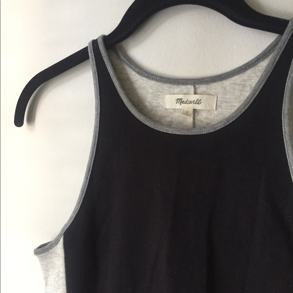 Two-Tone Tank Top - Picture 2 of 3